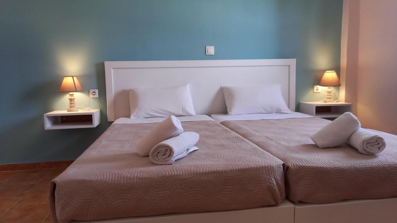 Aparthotel Amelia'S Garden Kávos Esterno foto