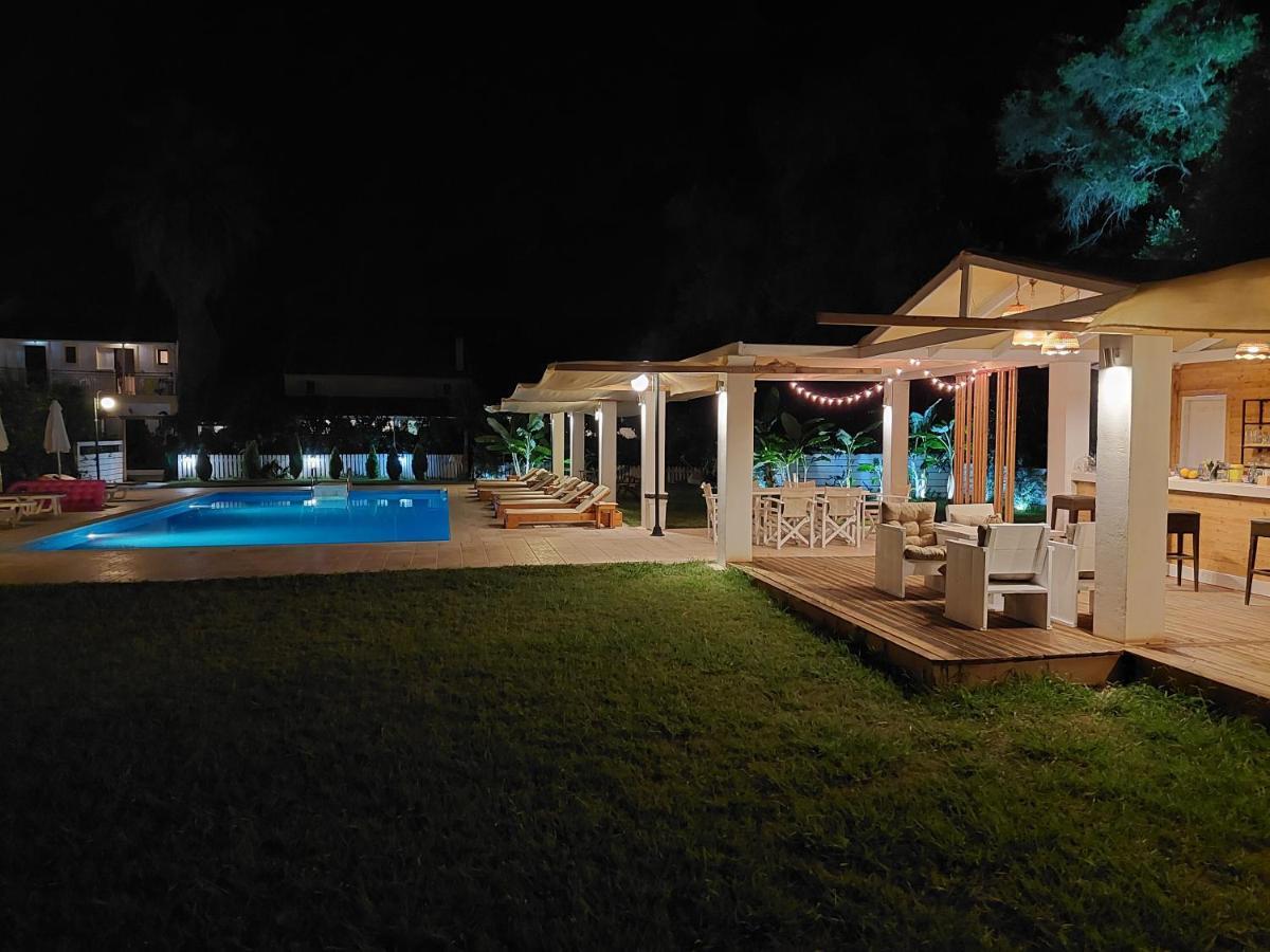 Aparthotel Amelia'S Garden Kávos Esterno foto